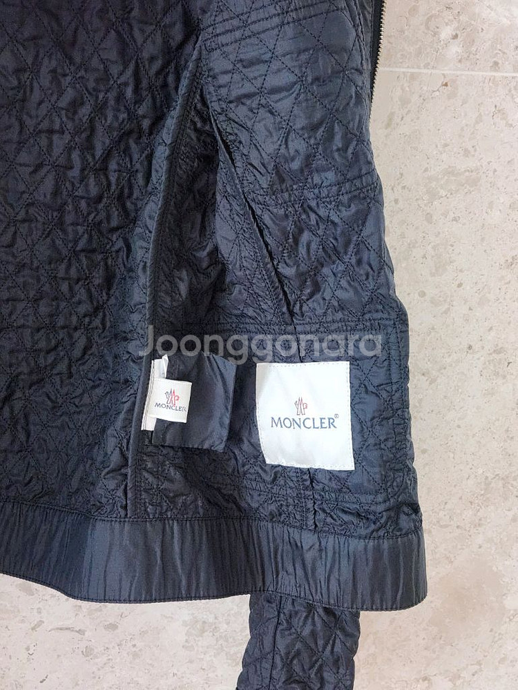 몽클레어 퀼팅 자켓--2