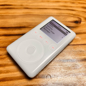 애플 아이팟 3세대 (곰발팟, 아이팟 클래식 3세대)