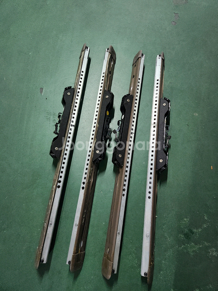 올뉴/더뉴 카니발 3열 연장레일--0