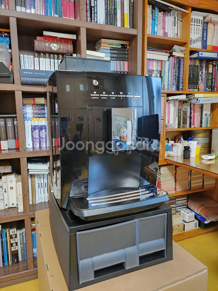 전자동 커피머신 칼렘1602 판매합니다--0