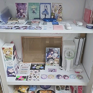 우왁굳 이세계아이돌 이세돌 굿즈 일괄 판매합니다!!!!