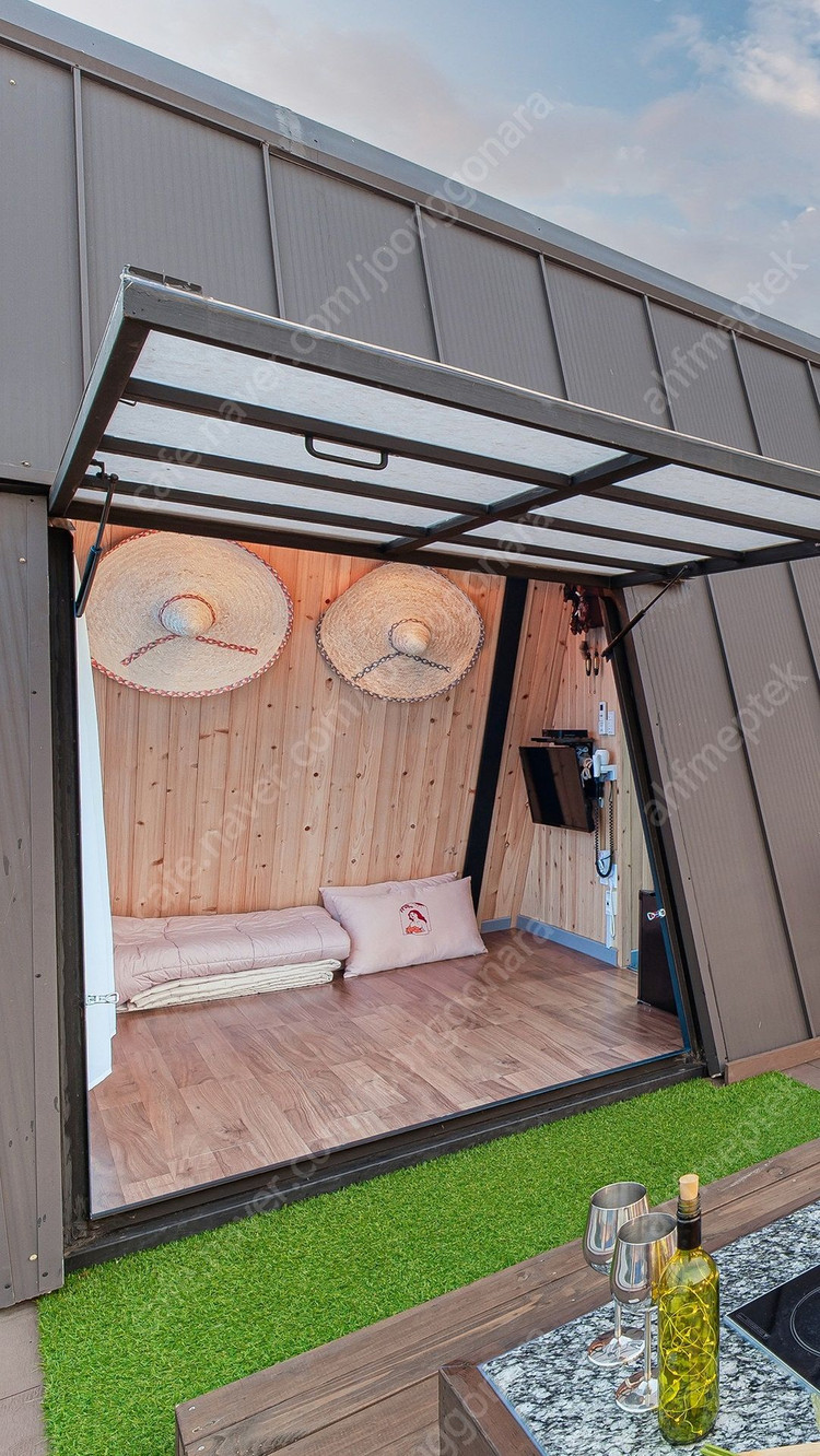 [가격인하] 삼각형 형태의 소형 농막 판매합니다.(화장실, 주방, 에어컨, TV등 전부 포함) 이미지