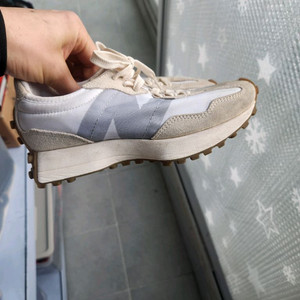 뉴발327. 220사이즈