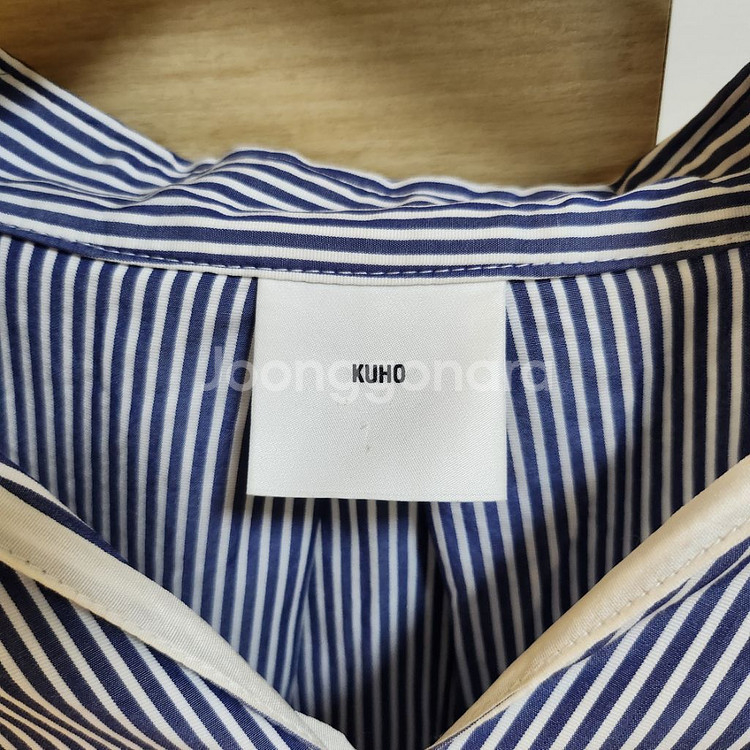 구호(KUHO) 스트라이프 줄무늬 반팔 블라우스--3