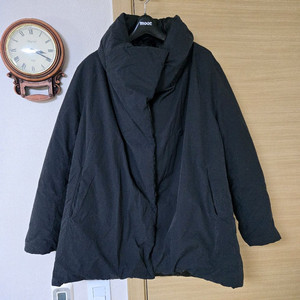 구호(KUHO) 리버서블 구스 다운 패딩