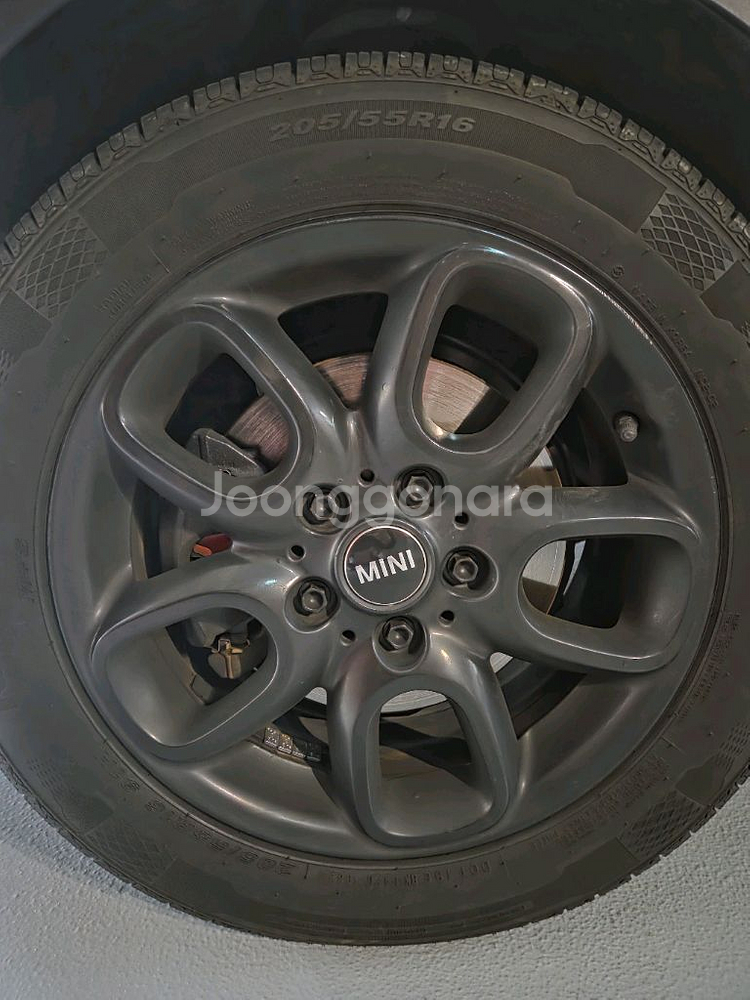 미니쿠퍼 F55 순정휠 꽃빵휠--0