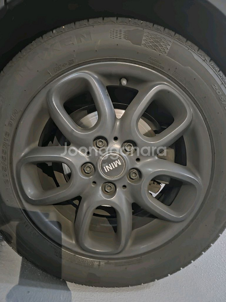 미니쿠퍼 F55 순정휠 꽃빵휠--2