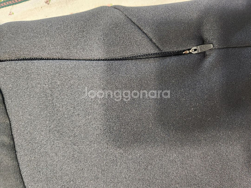 데상트 러닝 경량패딩 블랙 여성용85 S--3