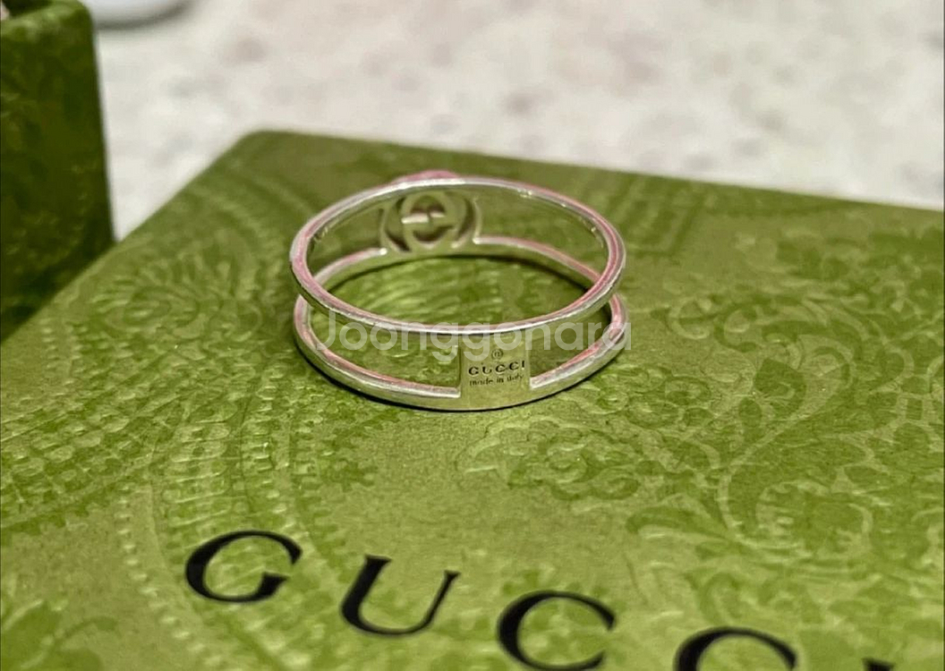 구찌 인터로킹 G씬 오픈밴드 반지 21호--2