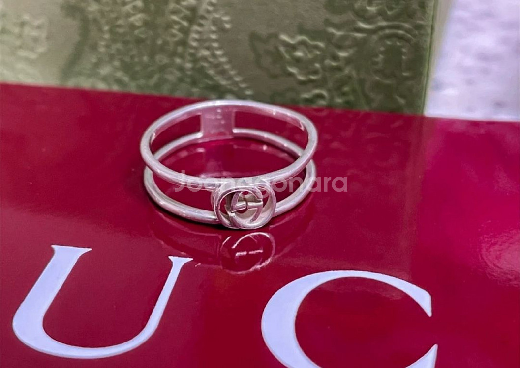 구찌 인터로킹 G씬 오픈밴드 반지 21호--3