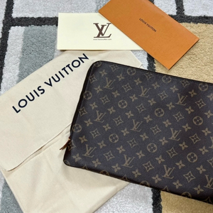 루이비통 에튀 보야주 mm