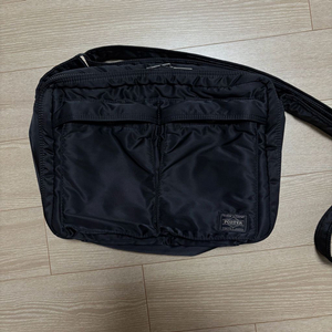 요시다포터 porter 탱커 숄더백 블랙 라지 L (미사용에 가까움)