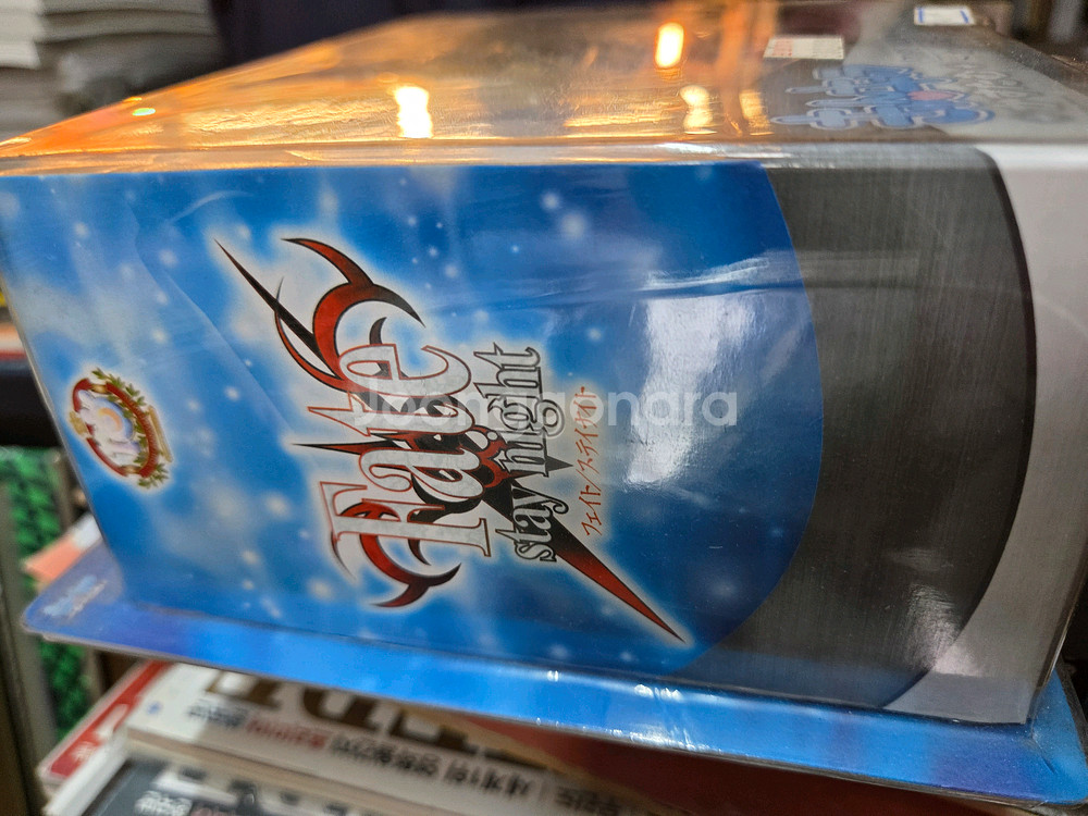 산캬라 페이트 세이버 TYPE-MOON 10주년 피규어 두개에 3만원--1