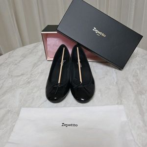 정품 레페토 까미유 곰므37 풀박스 거의새거 팝니다.