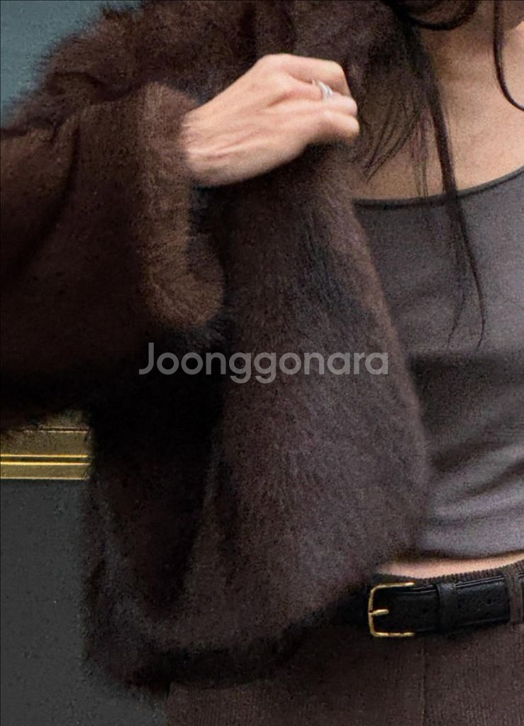 아웃핏 아루드 마크들리 딥뮤즈 미뉴에트메이비베이비--8