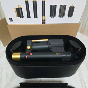 정품 다이슨 에어랩 컴플리트 롱 오닉스골드 풀박스 팝니다.