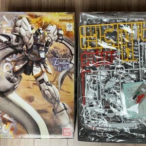 반다이 MG 샌드록 건담 미개봉 새상품