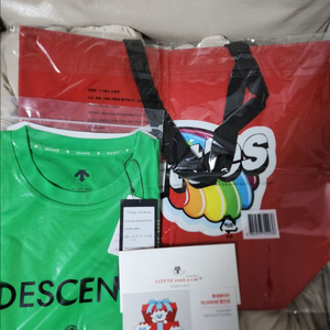 2025 jtbc 마라톤 10k 티셔츠 스키틀즈 숄더백