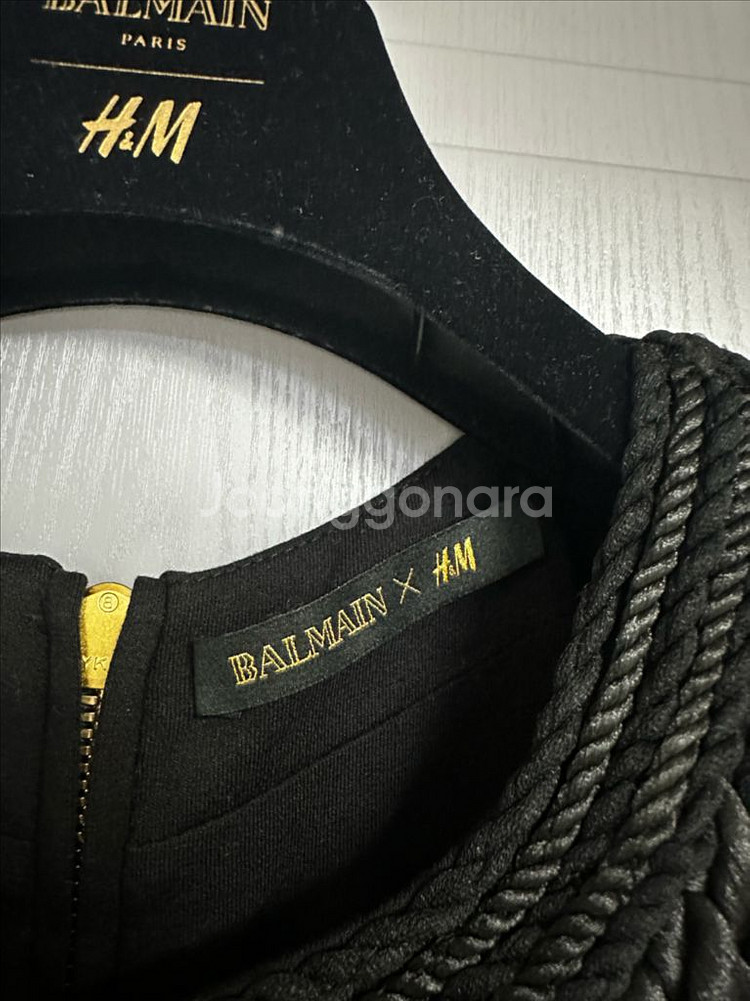 발망 흐앤므 브레이디드 탑 블랙 파티룩--3