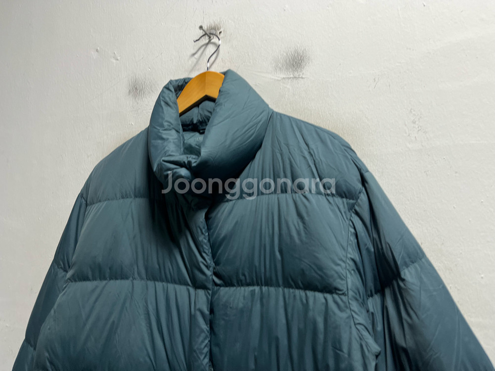 66 유니클로 구스다운 거위털 경량패딩자켓--1