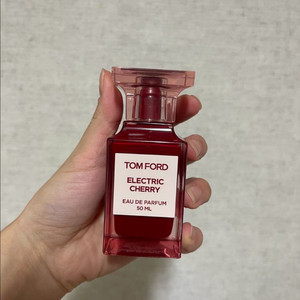 톰포드 일렉트릭체리