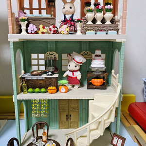 실바니안 패밀리 타운 레스토랑과 꽃집