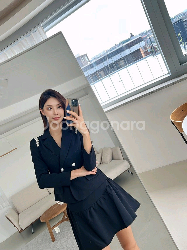 제이지쇼룸 엉넬 블링 큐빅 자켓 스커트 투피스--1