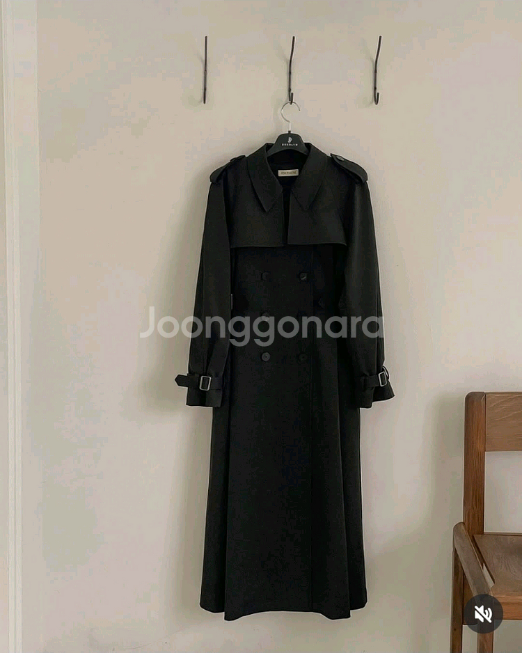 지수다움 비엔나 트렌치코트 vienna trench coat 블랙 M 판매합니다.새상품!--0