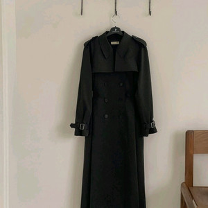지수다움 비엔나 트렌치코트 vienna trench coat 블랙 M 판매합니다.새상품!