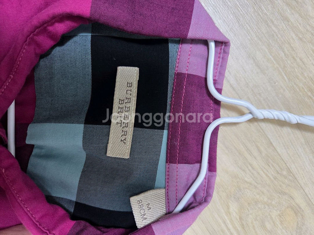 버버리 브릿 셔츠 M사이즈--2