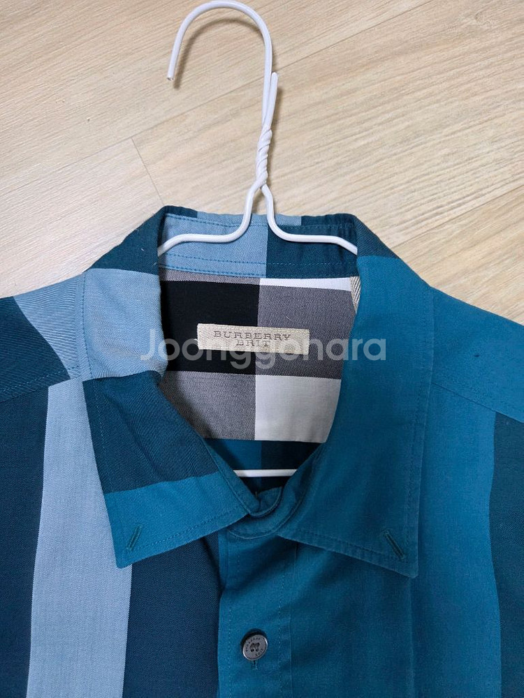 버버리 브릿 셔츠 M사이즈--4