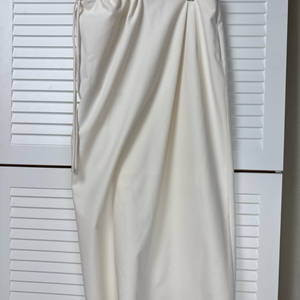 더캐시미어 아이보리 롱 스커트