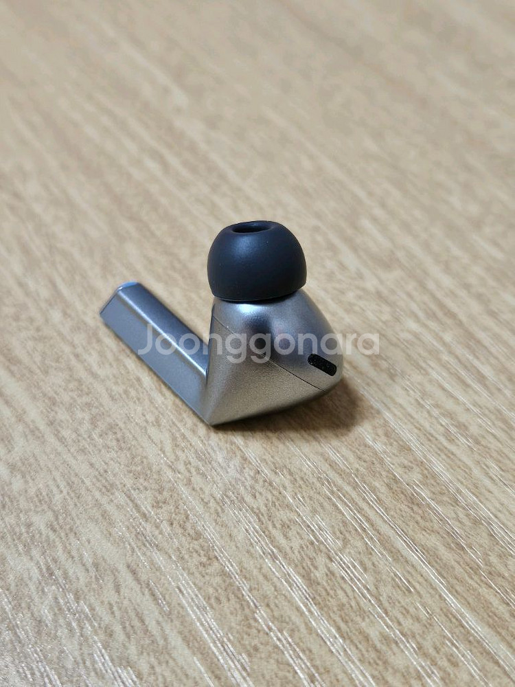 갤럭시 버즈3프로 실버 왼쪽 유닛--2