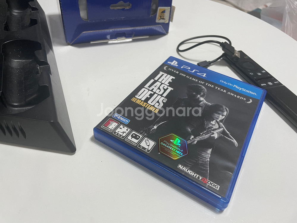 플스4 프로 PS4 Pro 1TB 본체 + 컨트롤러--3