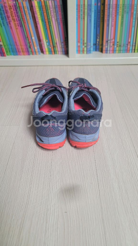 아디다스 트레일 런닝화 230--2