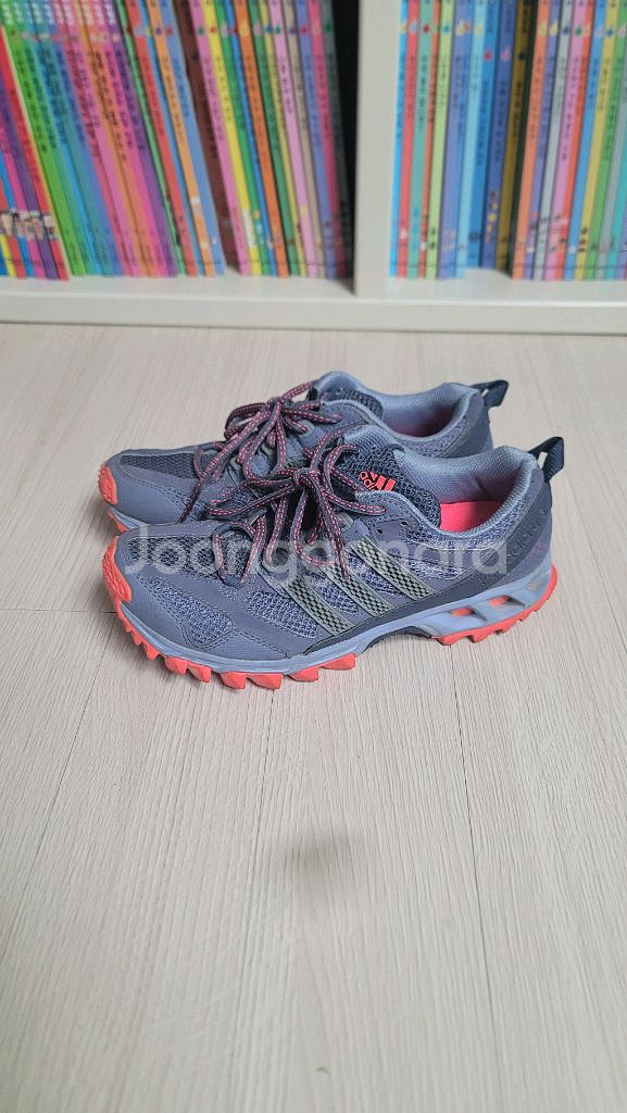 아디다스 트레일 런닝화 230--1