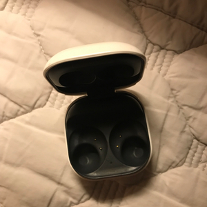 갤럭시 버즈2 블랙 본체