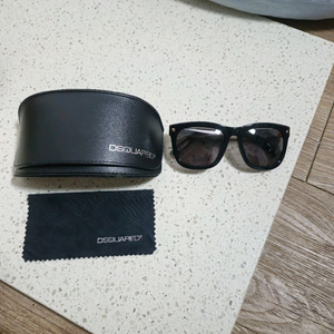 디스퀘어드2 선글라스 블랙