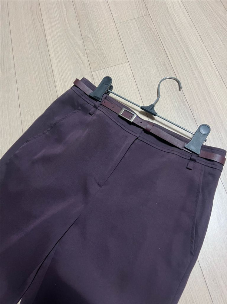 더아이잗컬렉션 스트레이트 벨트 정장 팬츠 트임 슬랙스 바지 퍼플보라와인 이미지