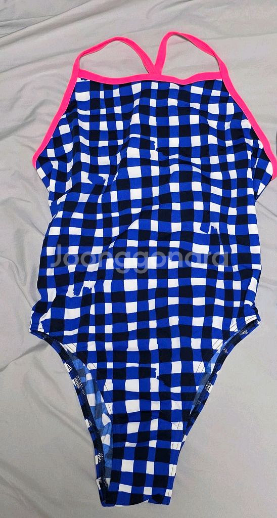 펑키타 체크인 타이 우8 + 졸린 세비 개빈 28--0