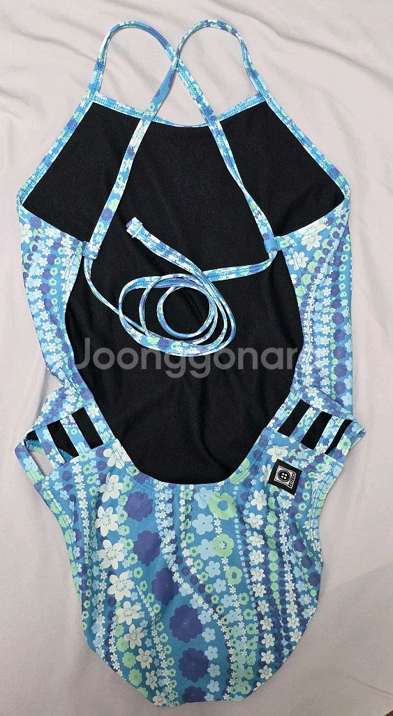 펑키타 체크인 타이 우8 + 졸린 세비 개빈 28--3