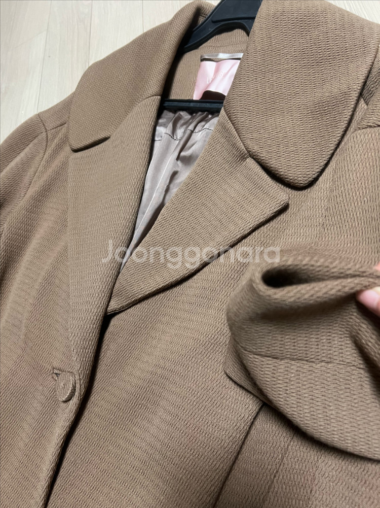 르베이지 LEBEIGE 울100% 와이드 빅카라 롱자켓 코트 카멜 베이지--4