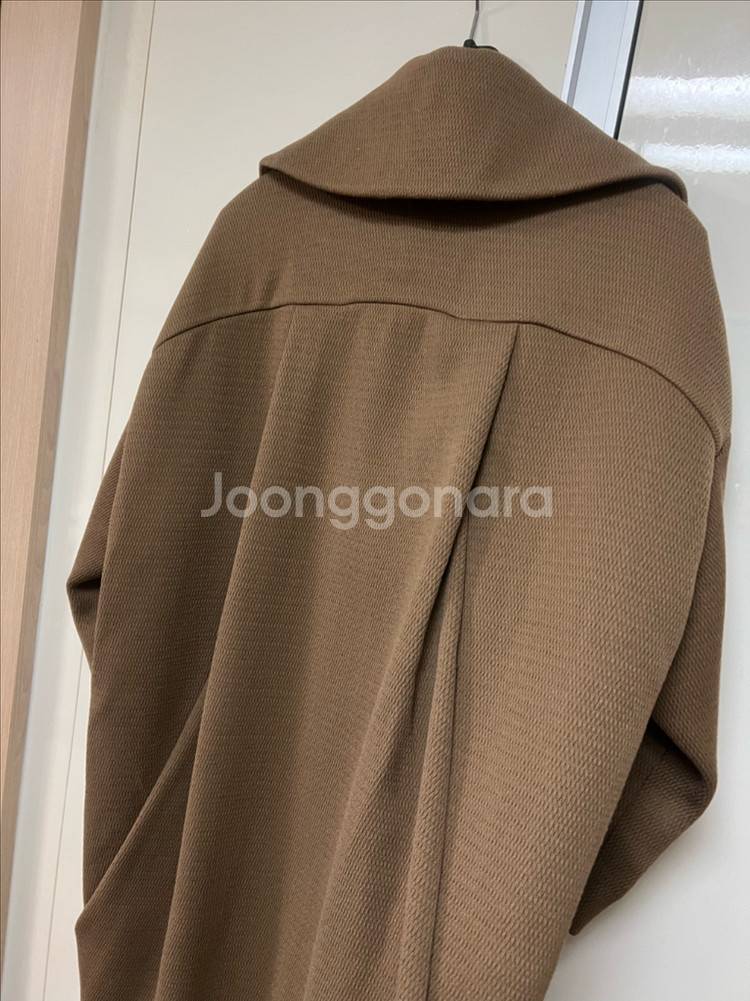 르베이지 LEBEIGE 울100% 와이드 빅카라 롱자켓 코트 카멜 베이지--15