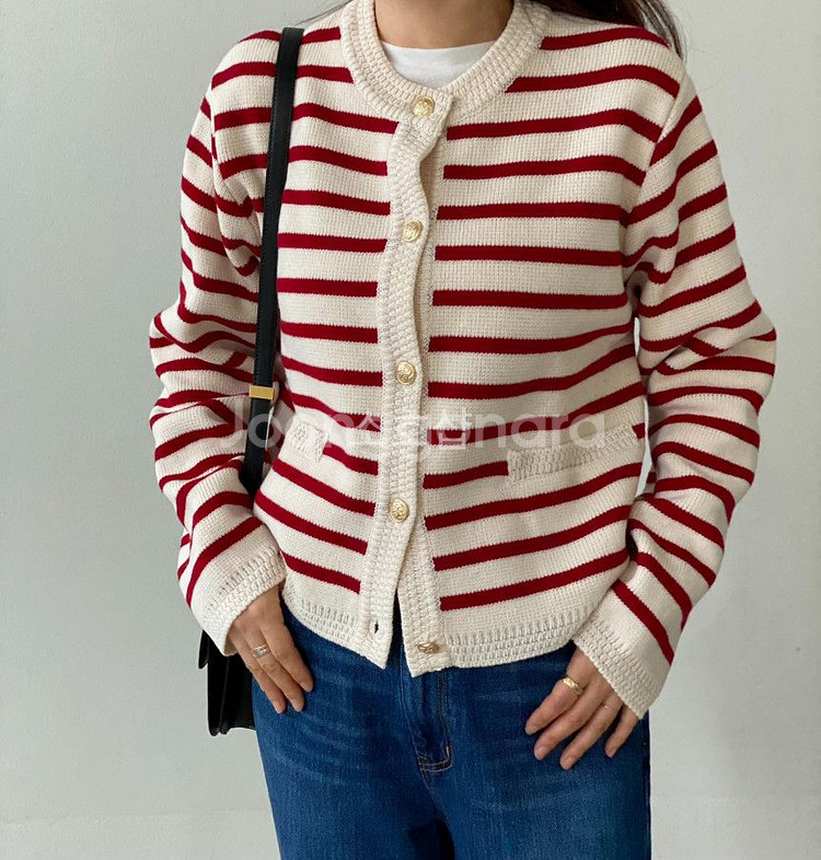 22년 제평 루디아케이 LUDIA.K 금장버튼단추 스트라이프 가디건 울 니트--1