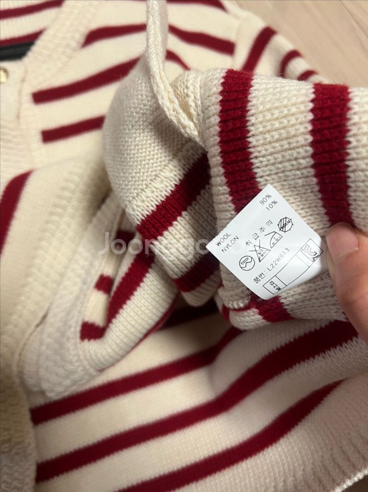 22년 제평 루디아케이 LUDIA.K 금장버튼단추 스트라이프 가디건 울 니트--9