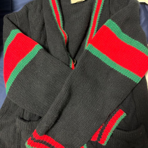 구찌 케이블 가디건 m 백화점판