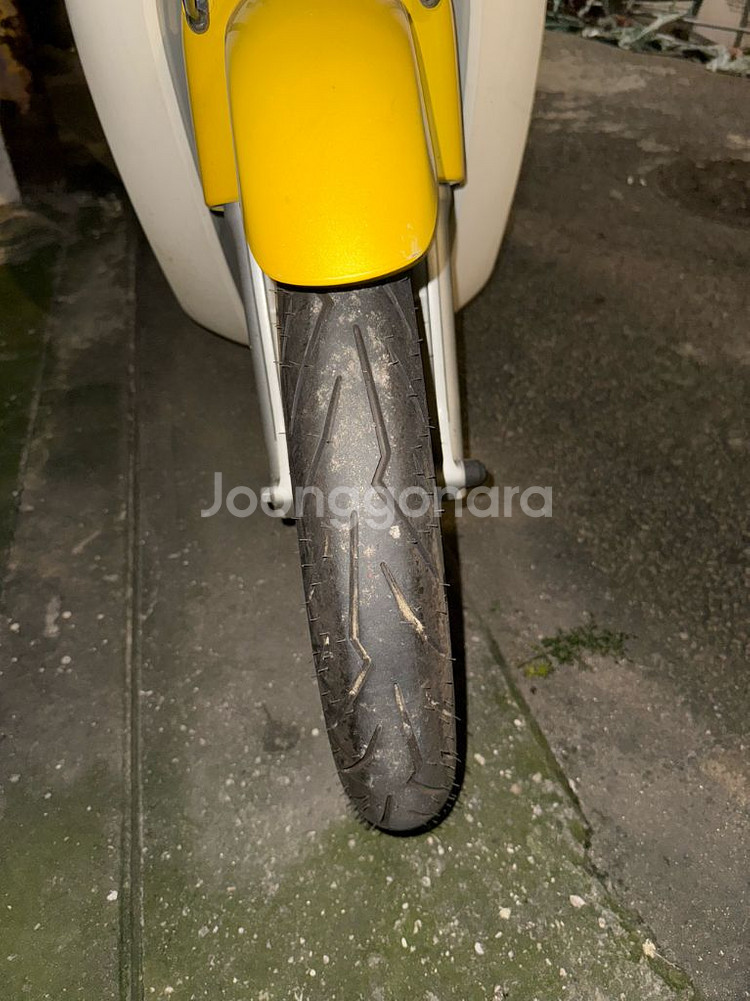 슈퍼커브 110 옐로우 19년식--4