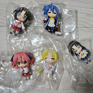 러키스타 푸치 넨도로이드 5개