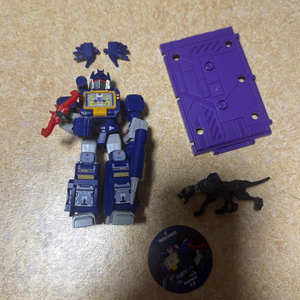 블로키 트랜스포머 사운드웨이브 샤이닝 버전 판매합니다