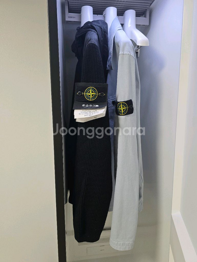 [L] 스톤아일랜드 크링클랩스 니트패딩--4